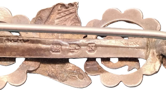 Queen Victoria 1897 Jubilee Brooch Hallmarked